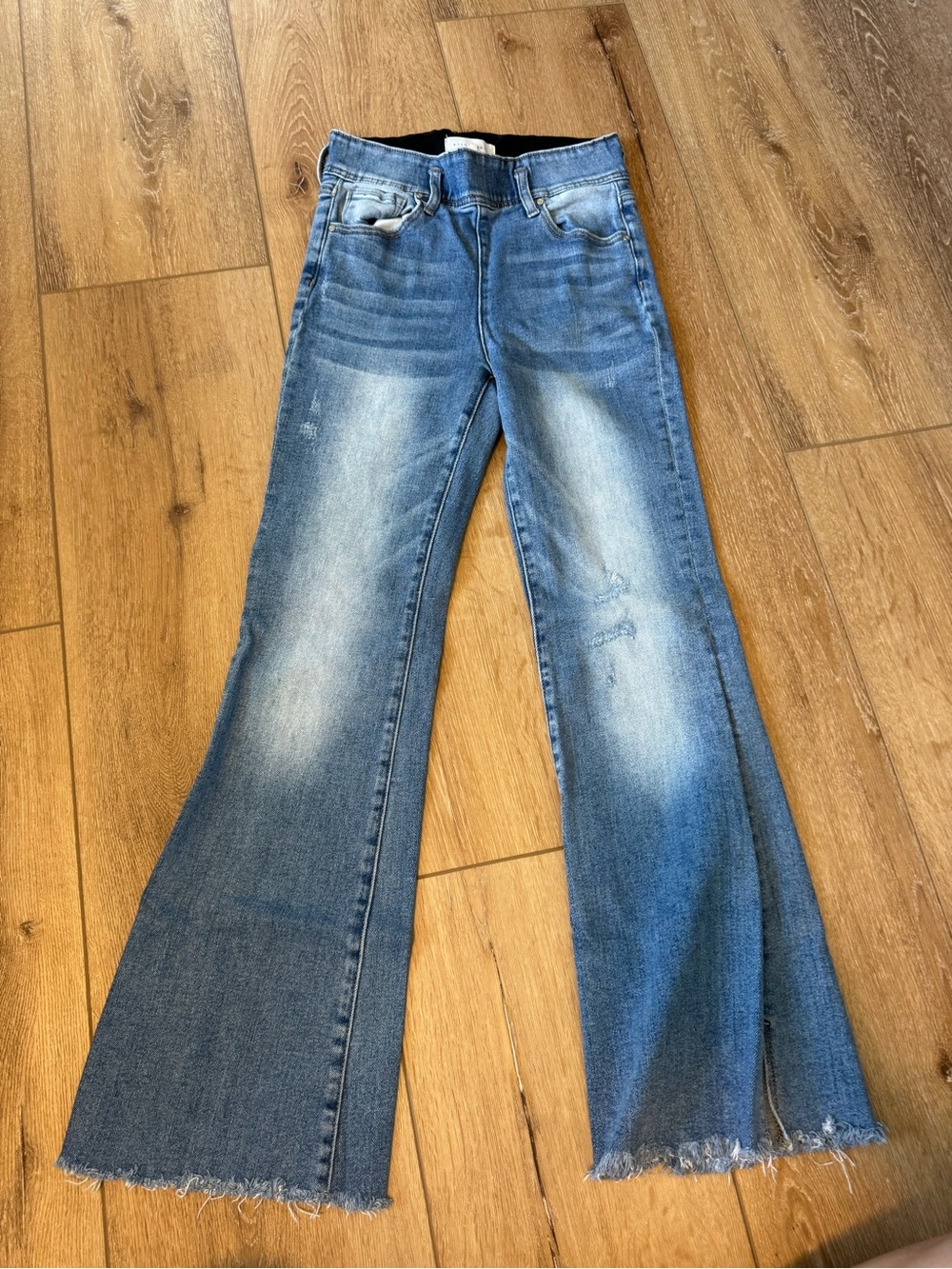 RISEN JEANS ISABELLA HIGH RISE PULL ON FLARE SIZE SMALL RAW HEM - Picture 3 of 14